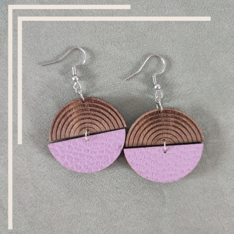 Boucles d'oreilles en bois uniques - Créations artisanales sur mesure par Atelier d'Oche