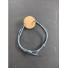 Bracelet en bois bleu - idée cadeau - fabriqué à la mainen france - fleur
