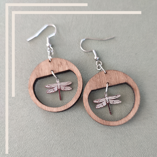 Boucles d'oreilles LIBELLULE argenté en bois de peuplier